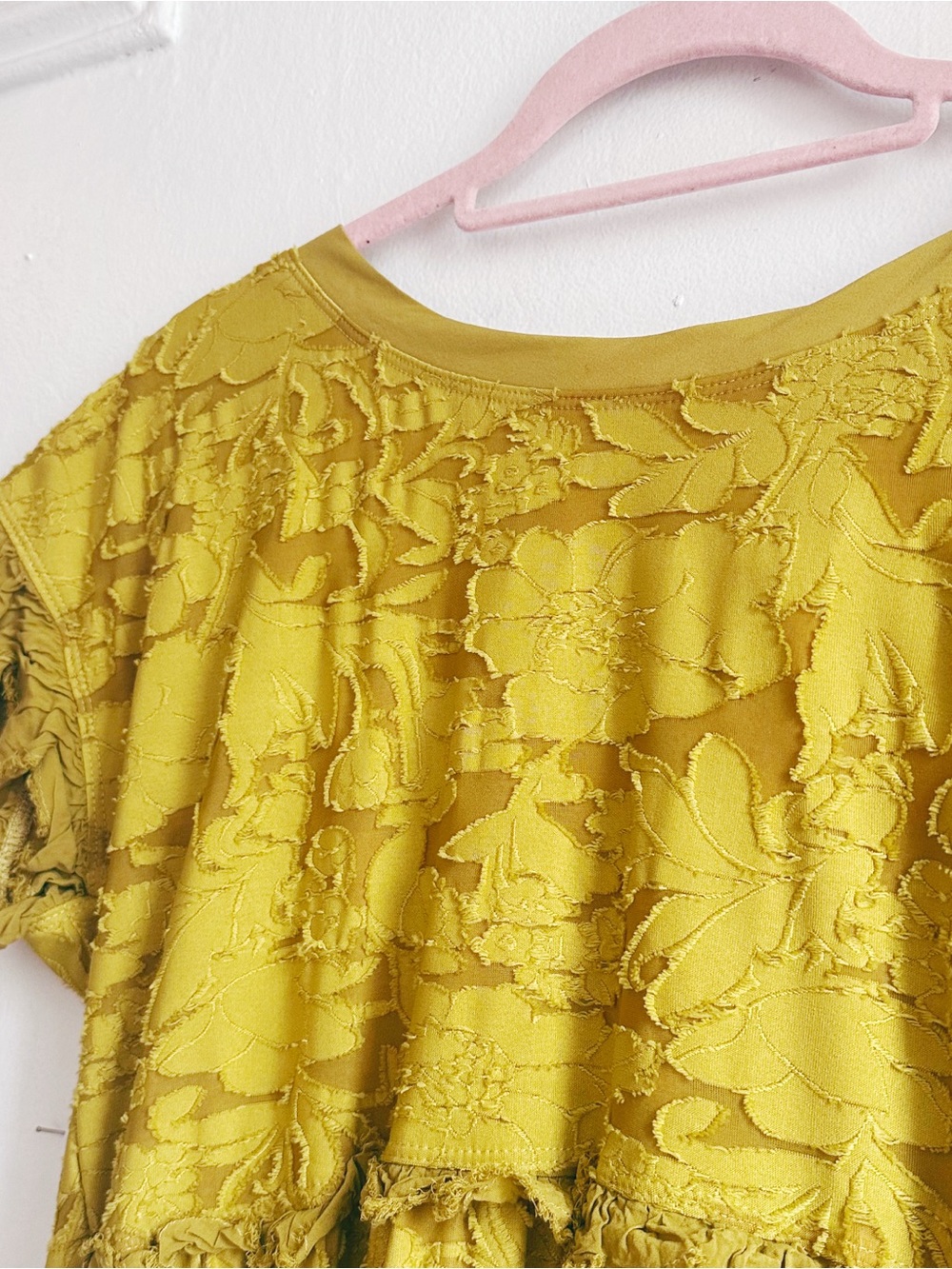 Anthropologie chartreuse Yellow Ruffle knit mini Dress back cutout burnout small - Picture 7 of 10
